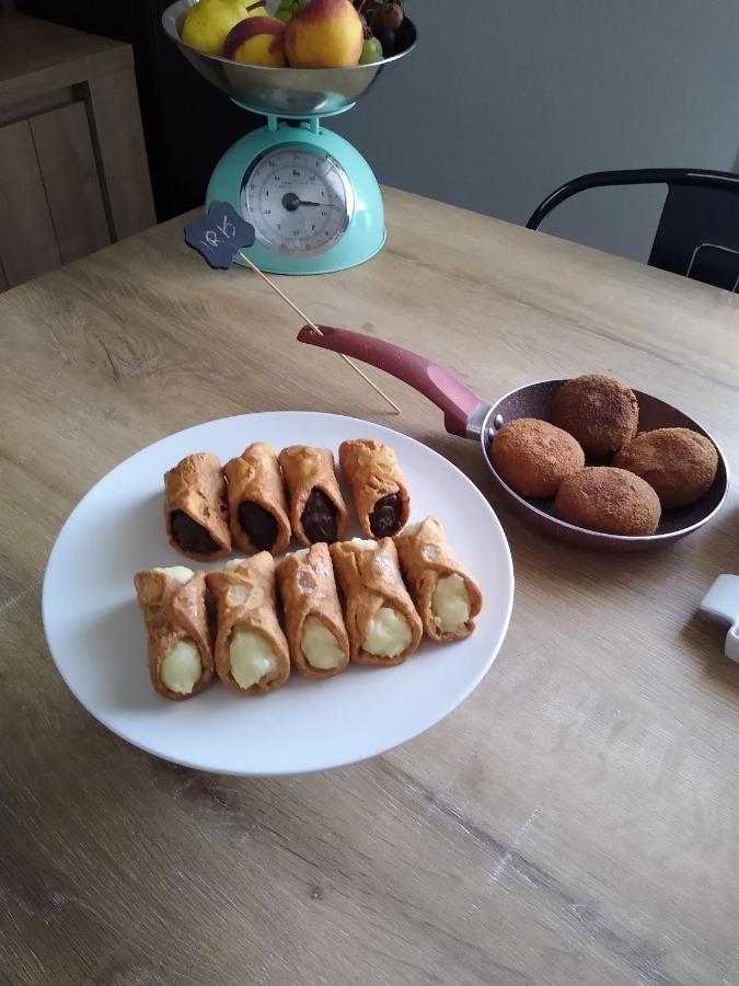Bed, Book & Breakfast Landolina Catania